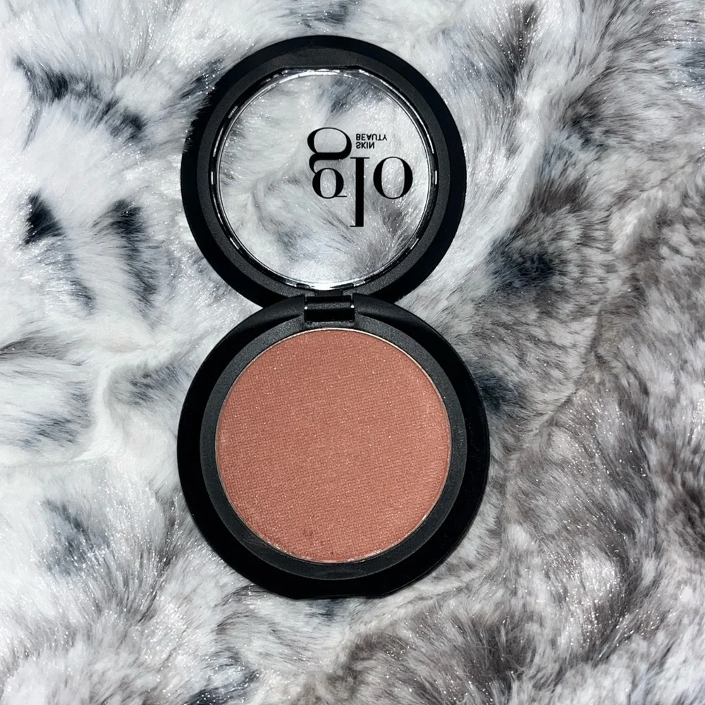 Glo Skin Beauty blush - Sandalwood Blush Radiant Glow. NWOT - Picture 2 of 7